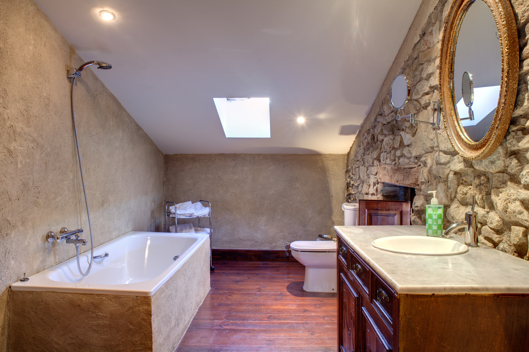 La Tor de Montclar - Pedraforca via Verdet Route: Classic Ascent of an Iconic Peak